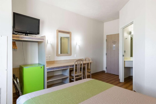 Motel 6-Cedar City, UT image 17